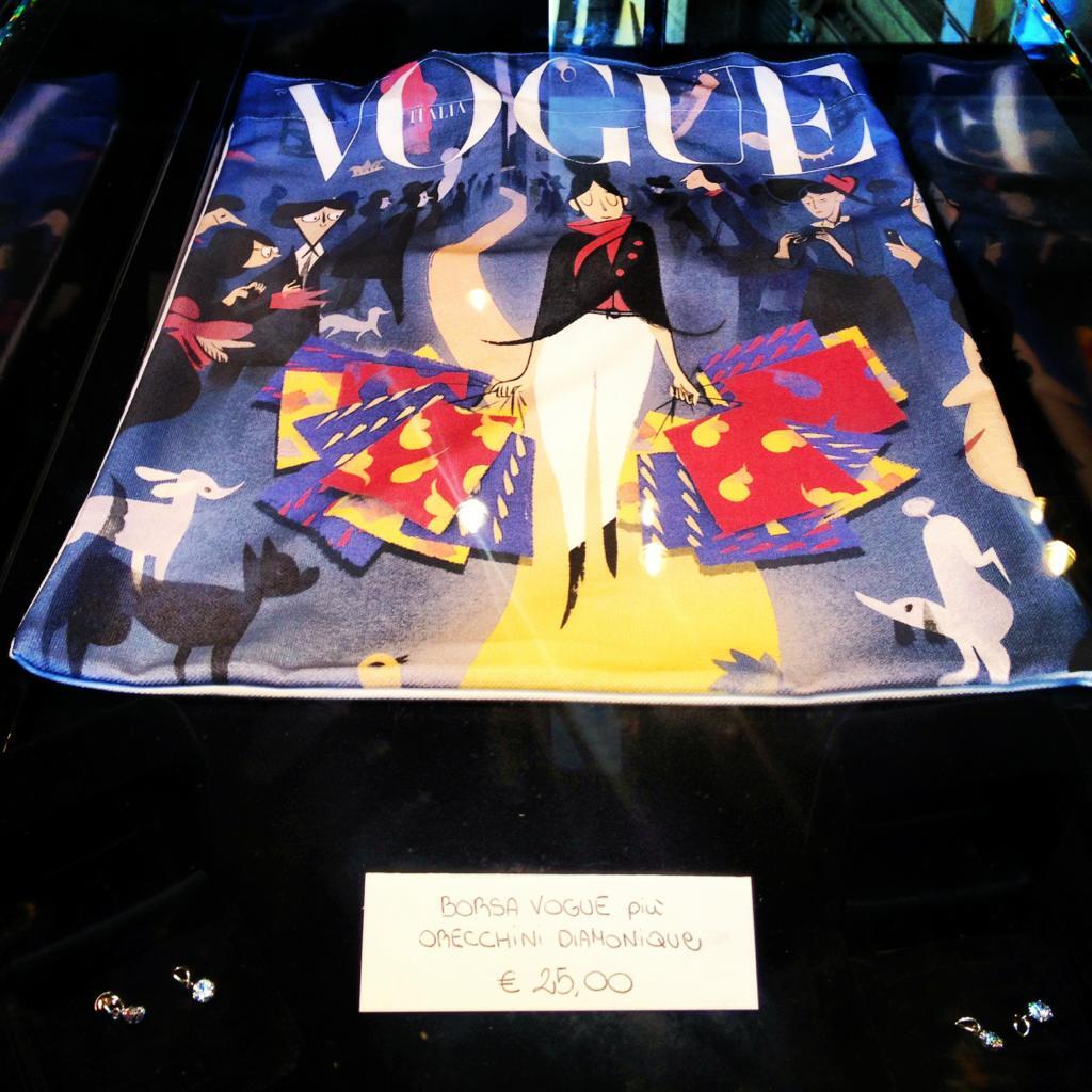 This adorable Vogue Italia tote bag comes free with a purchase of 25 euro earrings from Diamonique during Milan Fashion Week