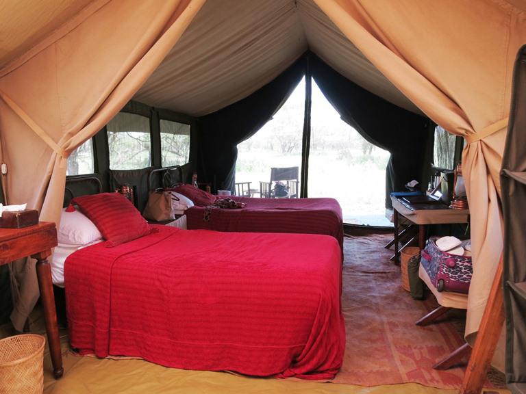 Beds are warm and comfortable. Since there's no electricity, hot compresses act as makeshift heaters to sleep on top. Lamps are charged during the day for use in the evening