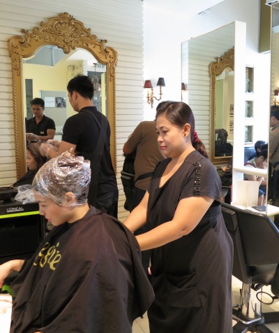 12 Maicel- Massage- Regine's Salon- The Link
