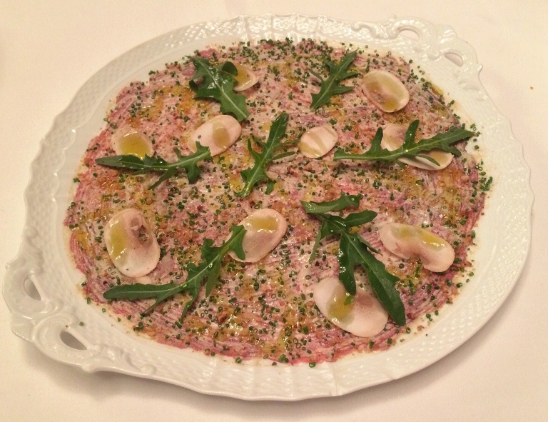 Wagyu carpaccio perfection <3 And no carbs, too! ;)