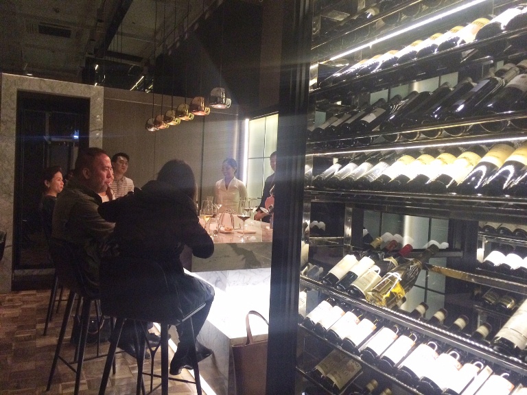 Monople Champagne and Wine Bar, Legaspi Village, Makati