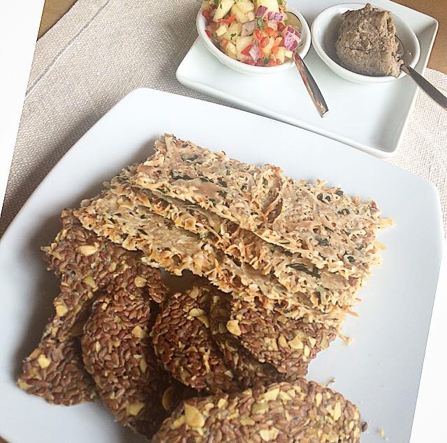 157 calories.. coconut and flax seed crackers served with pineapple salsa and lentil-walnut pate.. yummm!