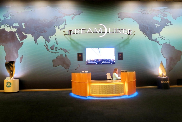 Boeing Dreamliner Gallery- Everett, Washington- Reception