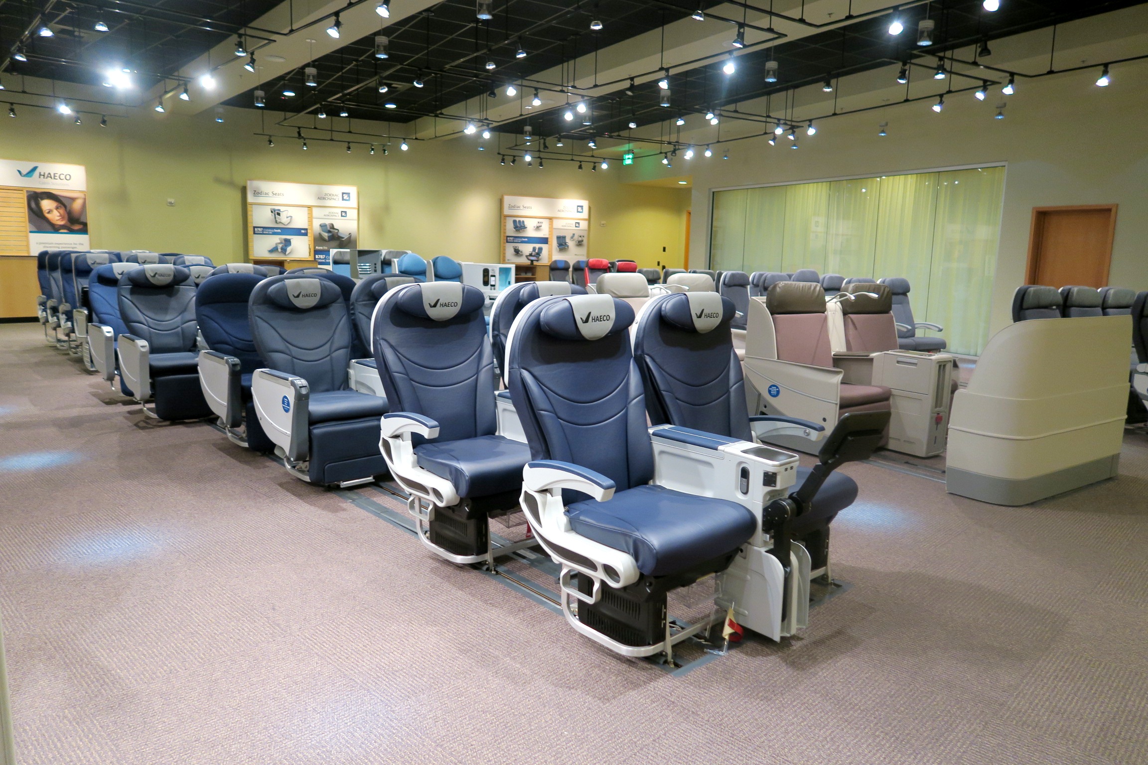 Boeing Dreamliner Gallery- Seats Prototype- Cathay Pacific-Boeing Delivery Flight