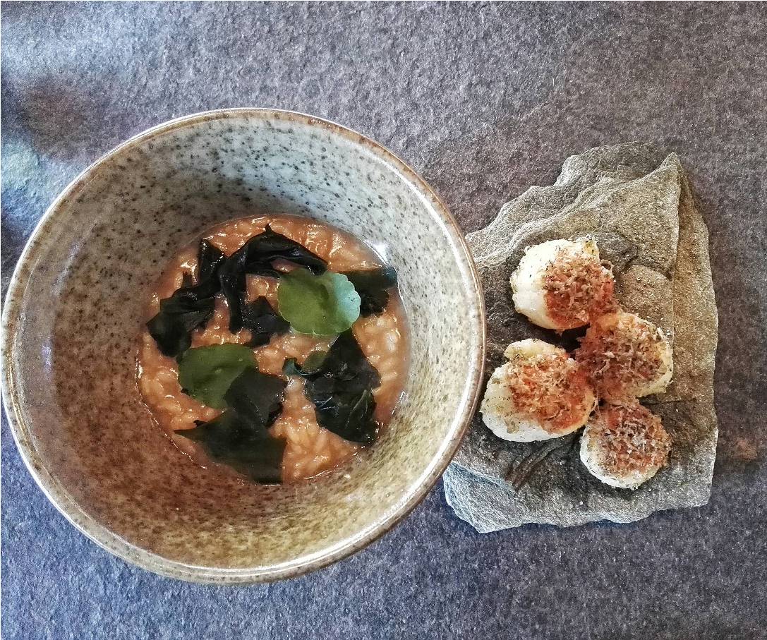 "3 Cups Rice" (P660) is what Patrick calls the "Chinese adobo, as it's made with 1 cup each of sesame oil, soy sauce and Chinese rice wine) and served with gorgeous scallops from Roxas topped with smoked tried tuna roe an black truffles