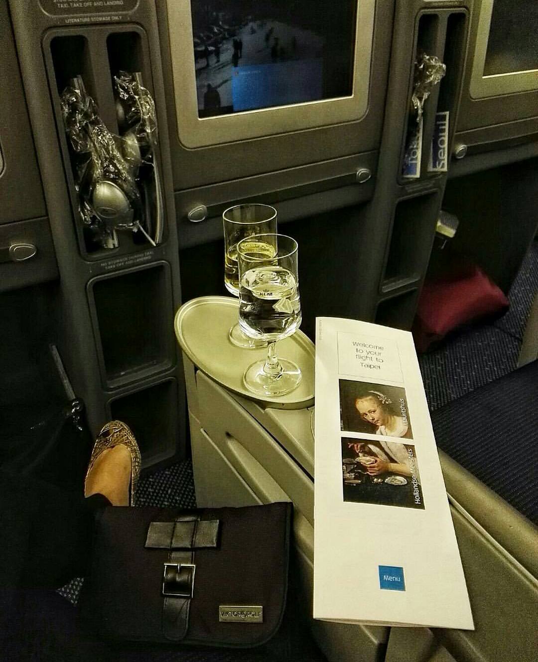 My 1st time to fly KLM! So cool that Viktor & Rolf did their amenity kit! And the menu cover-- "Girl eating Oysters" by Dutch master Jan Steen!