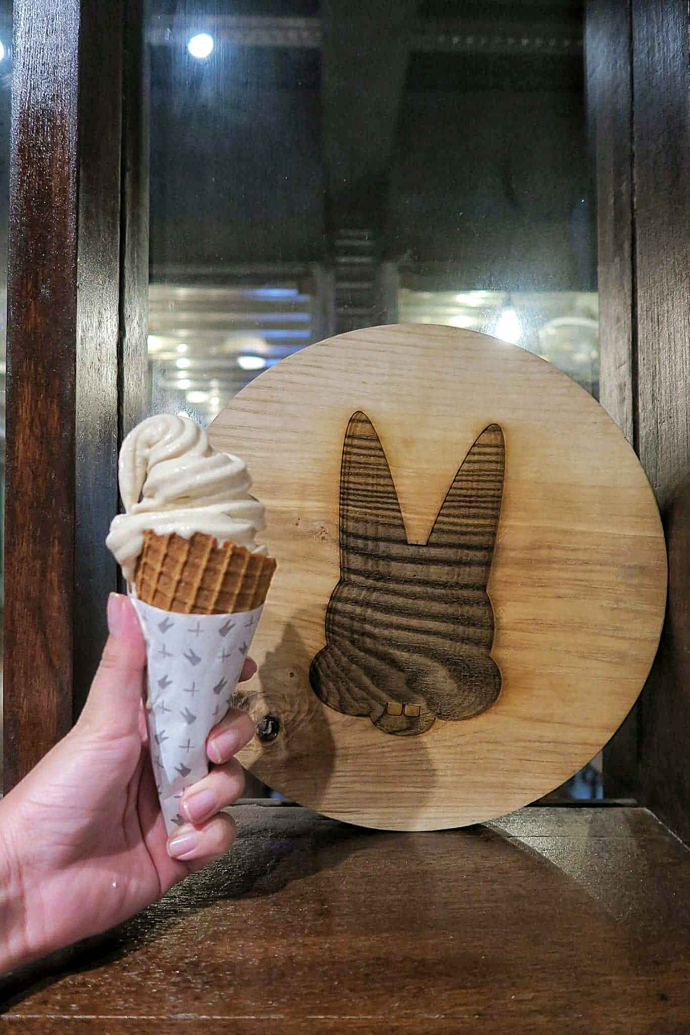 Bucky's Soft-Serve Ice Cream, Poblacion, Makati