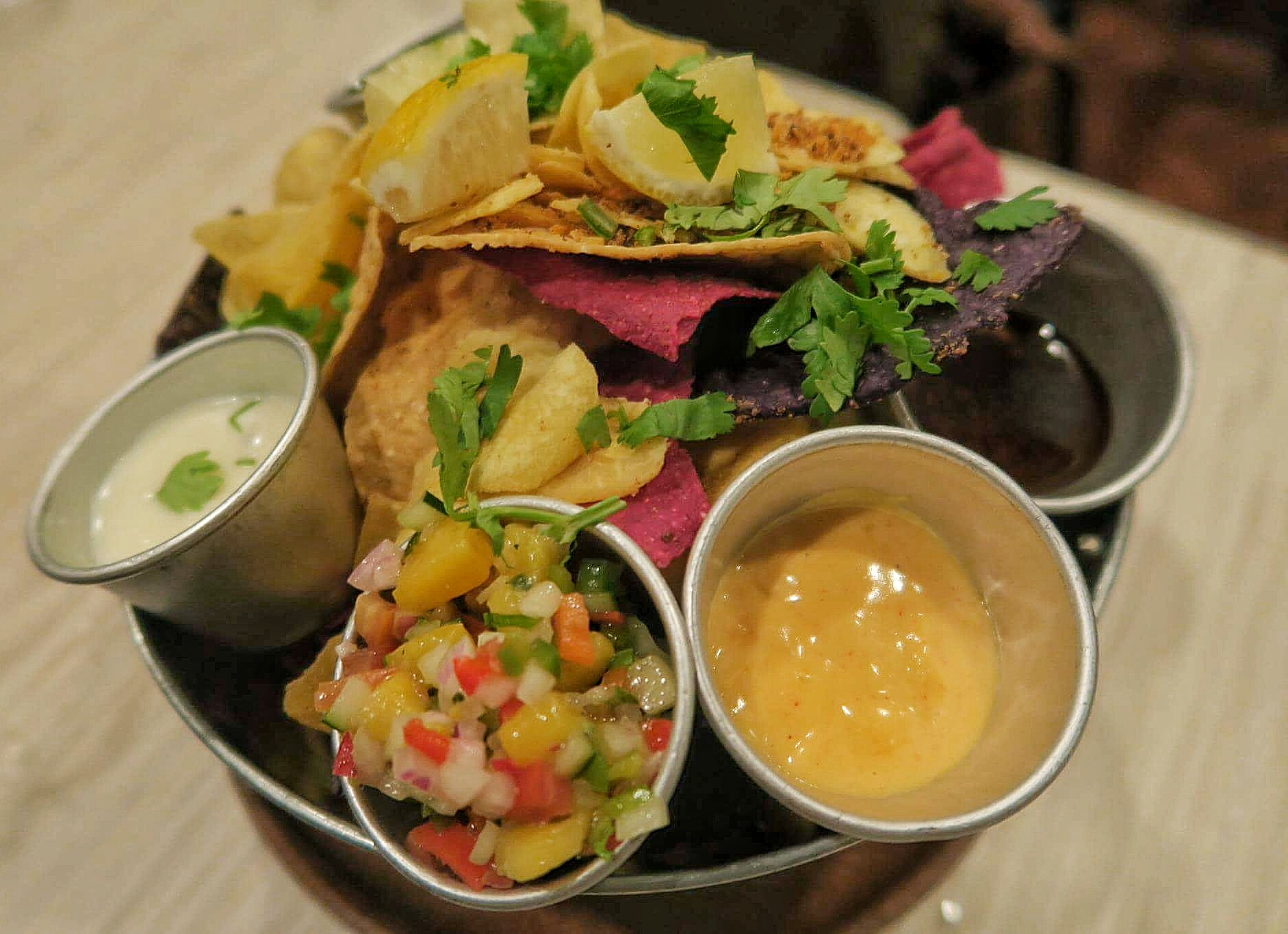 Nachos- Empingao- Poblacion, Makati