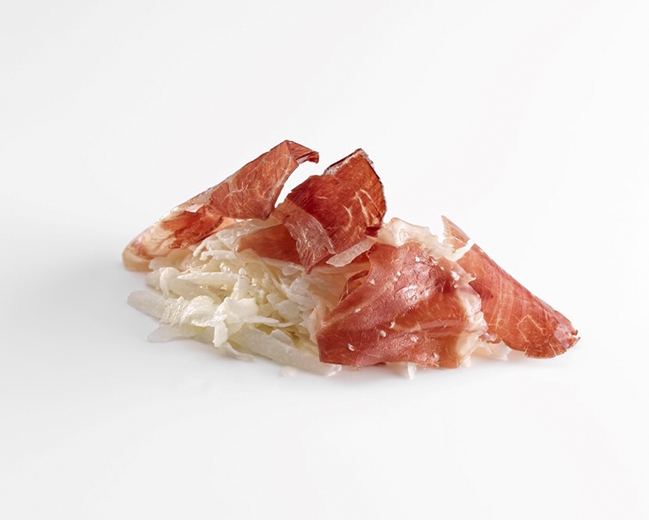 White turnip, parmesan cheese and Iberian Ham- Nerua- Joselean Alija