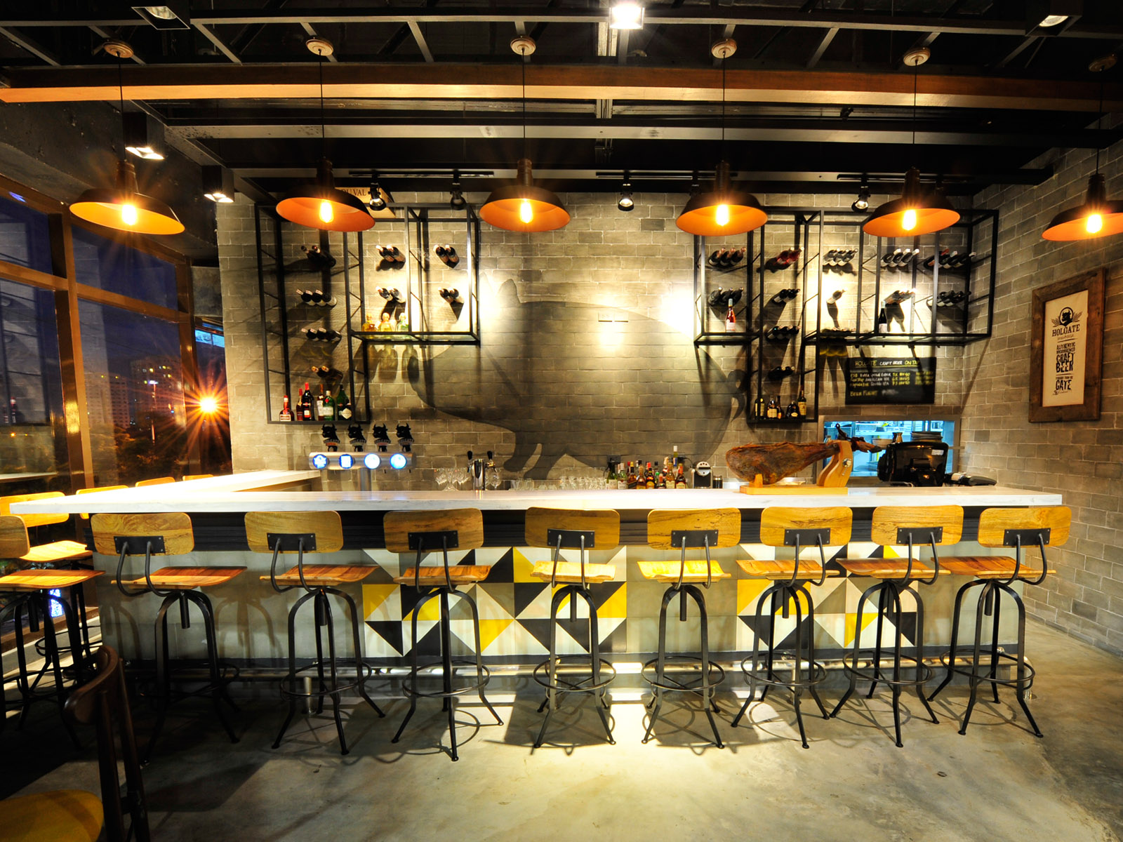 the-black-pig-alabang-manila-philippines
