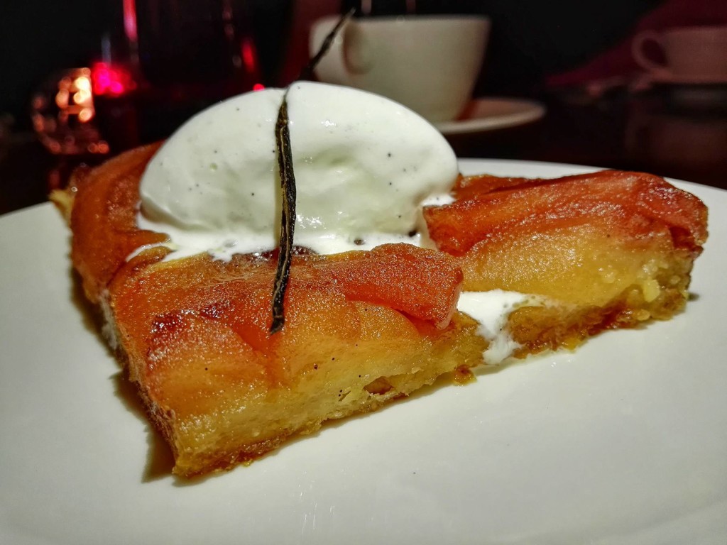 Warm Tarte Tatin