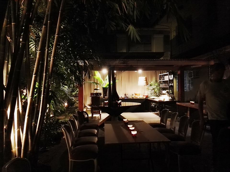 It's great to hold cocktails/ events at Artelano 11, too. It's really chill and homey. You can get in touch with them for rates and more details. I've placed their contact info at the end of this post.