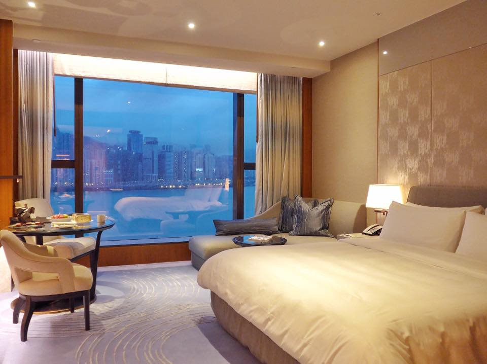 The Kerry Hotel which opened just last April 2017 is Hong Kong's first urban resort. This was my beautiful room looking out to the harbour! (Photo by Cheryl Tiu)