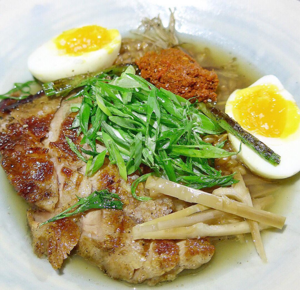 Pork shoulder in bone broth with the berries and egg (Photo by Cheryl Tiu)