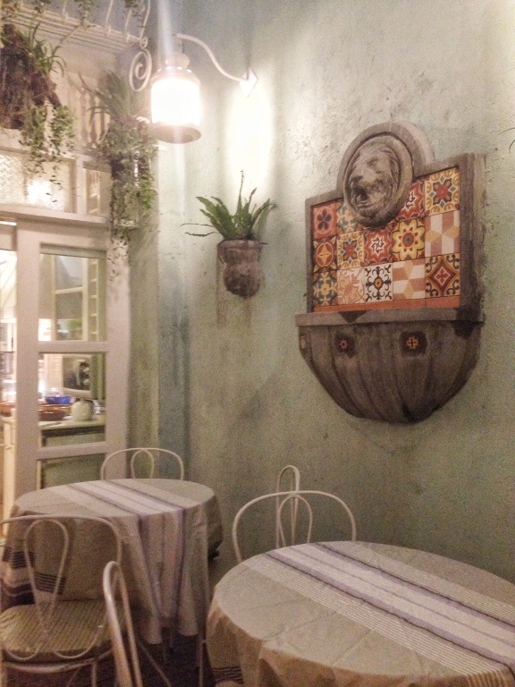 A Wine Dinner at La Casita Mercedes– Gorgeous Pre-War Building Turned Quaint B&B in Poblacion, Makati